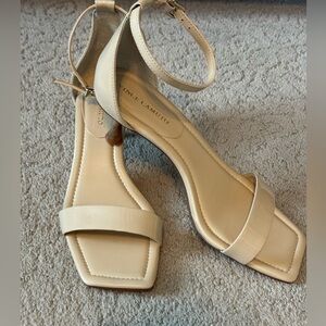 Vince Camuto Nude Vinkley heeled sandals size 7M like NEW!!